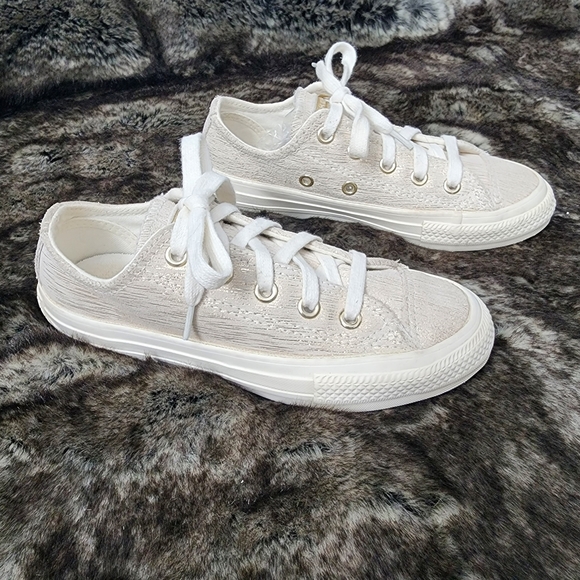 Converse Chuck Taylor All Star Leather Sneaker - Picture 6 of 7